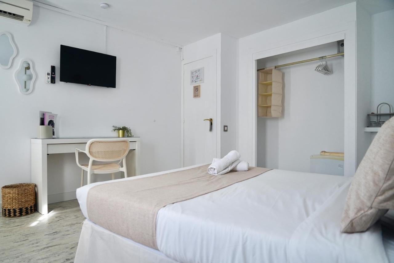 Hotel Aldara Sitges Exterior foto